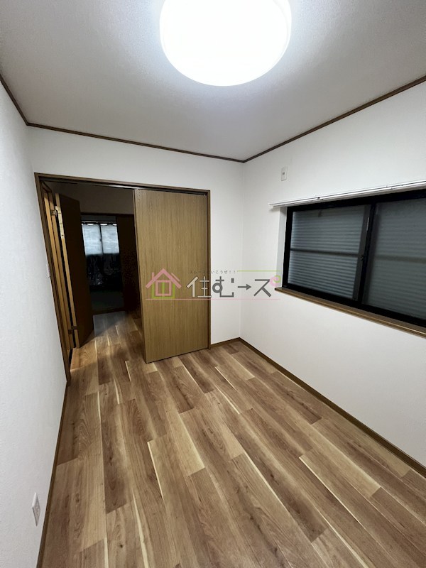 上新庄戸建3-2-13 リビング