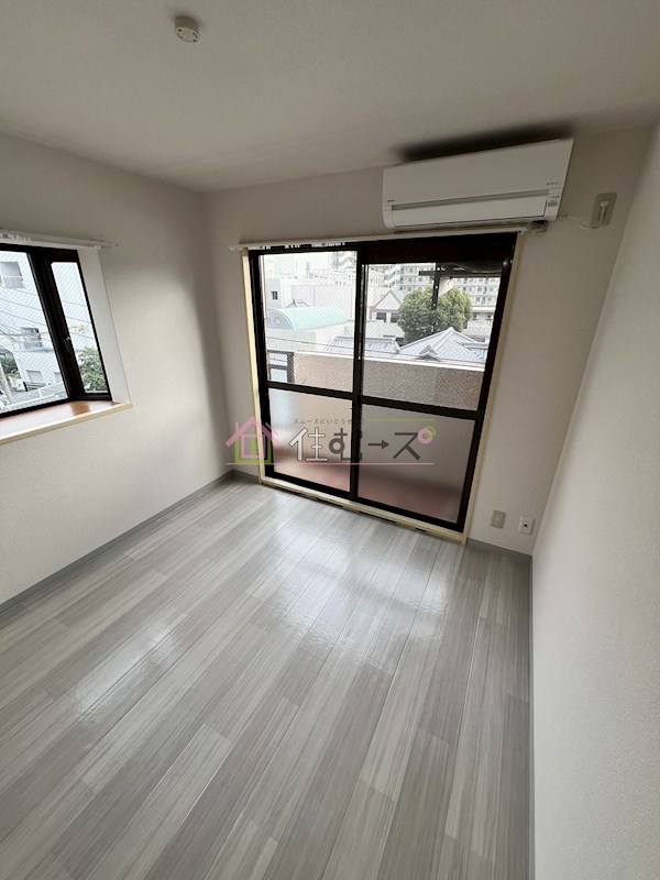 サンライト上新庄 ベッドルーム