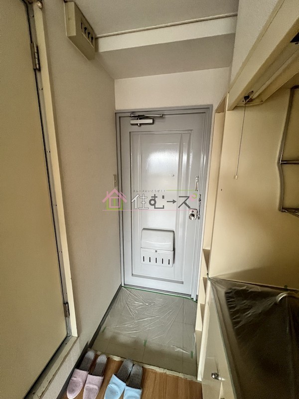 相川有明ハイツ 玄関