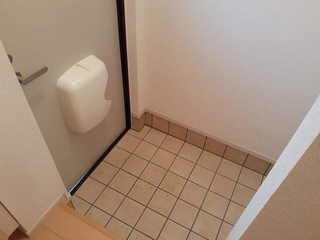 チェーロエテルノ 玄関