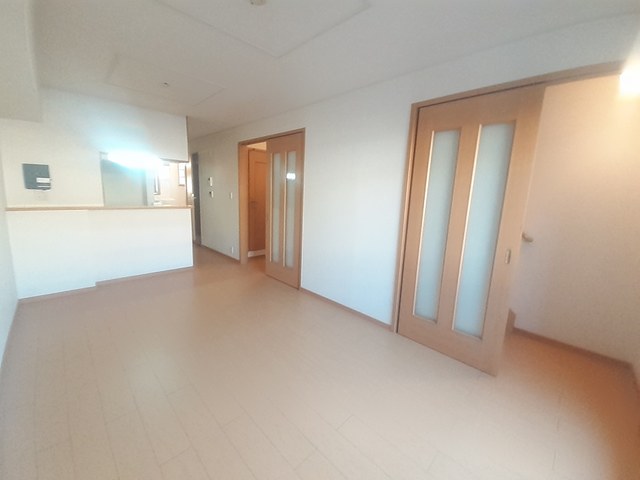 ティアラ　コートＢ リビング