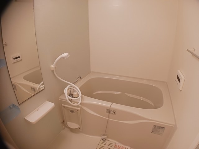 フルー　リール 風呂画像