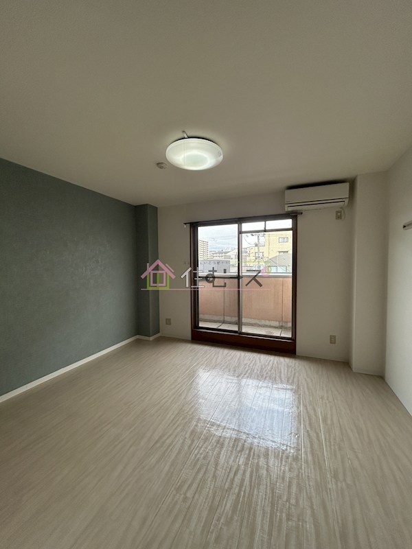 サンライフカガヤ ベッドルーム