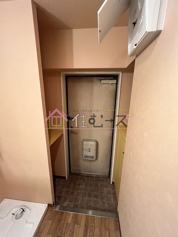 カーサ山城 玄関