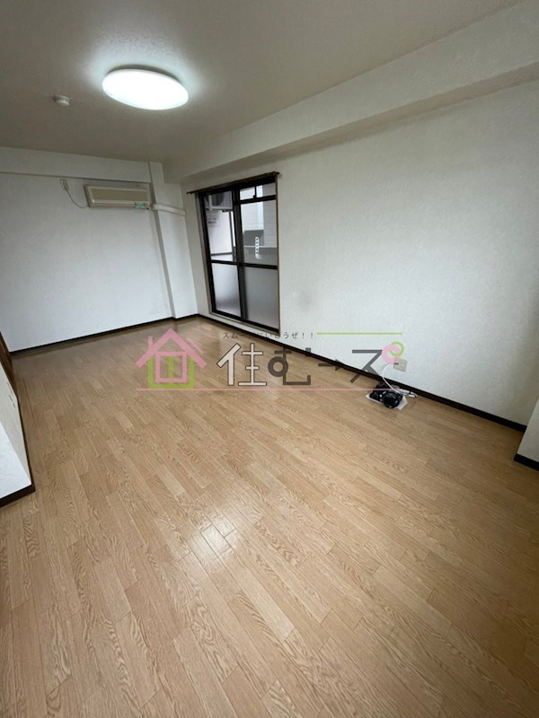 リバティ内代 リビング