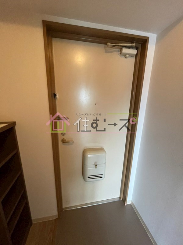リバティ内代 玄関