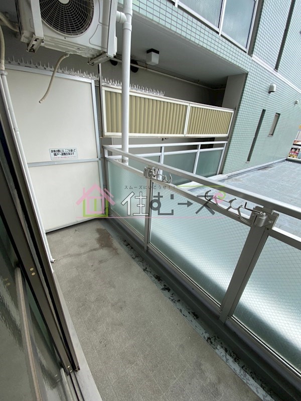 グランデージ今里 ベランダ