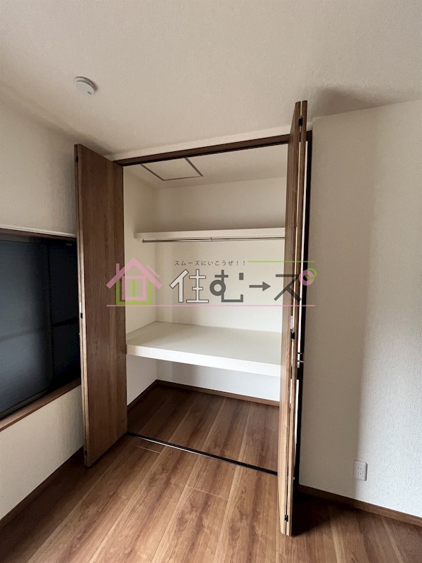 西今川1貸家 収納
