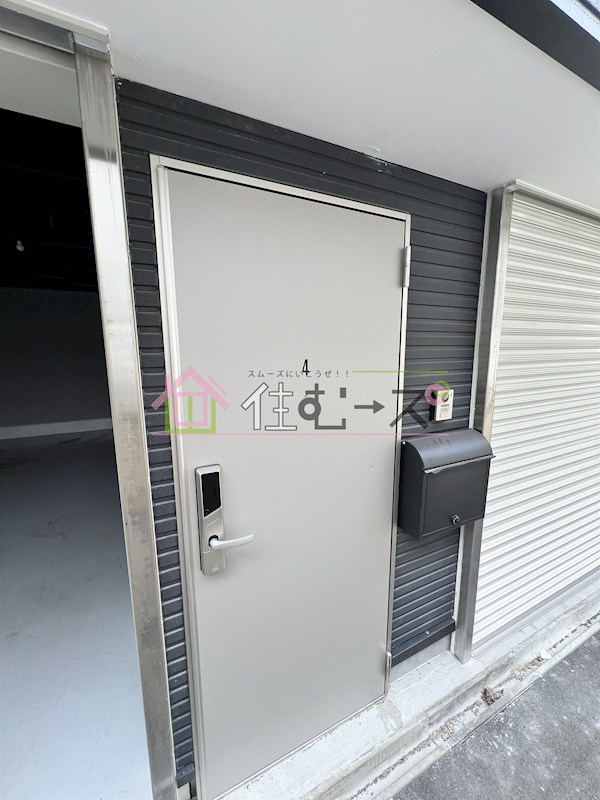 Le Ciel Garage House 玄関