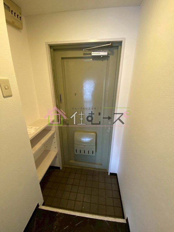 アバンティー玉造 玄関