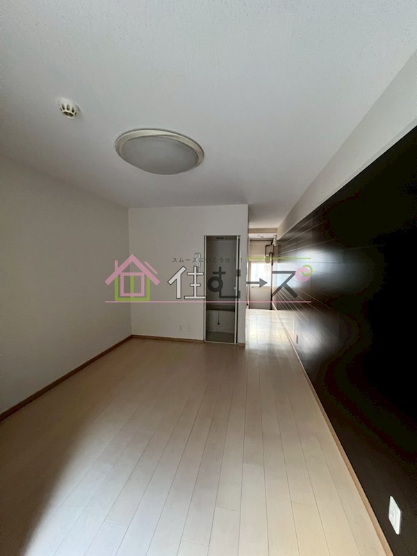 岡ハイツ リビング