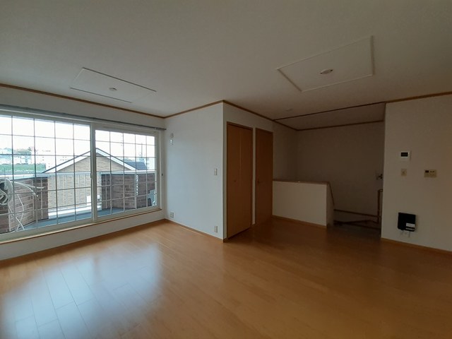 リエージュ リビング