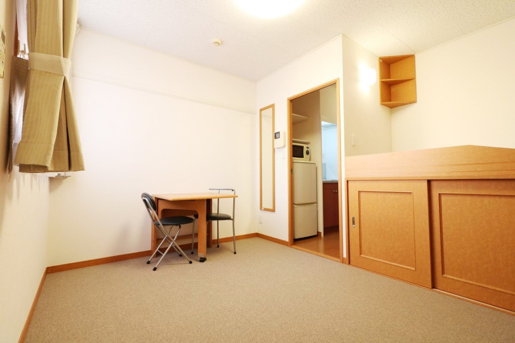 レオパレス北夙川フラット ベッドルーム