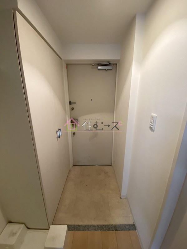 エステムコート難波サウスプレイスⅢラ・パーク 玄関