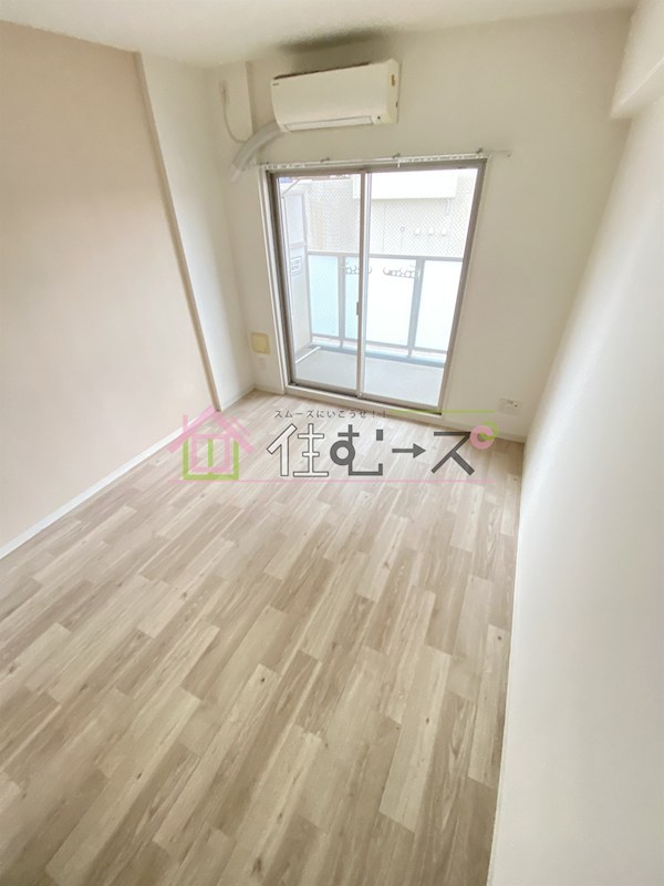 エグゼ難波西Ⅱ リビング