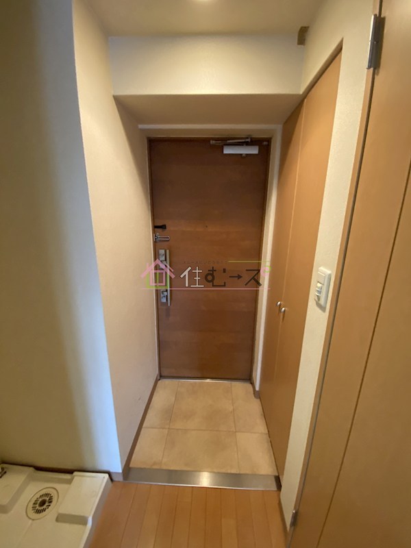 エステムコート難波サウスプレイス 玄関