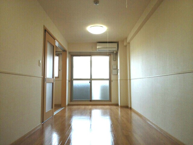 アプリコット　こさか リビング