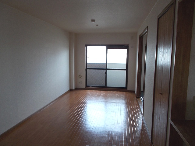 サンパティ－ク・ジャン リビング