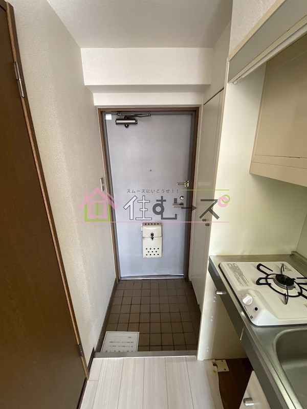 ロマネスク姫島 玄関