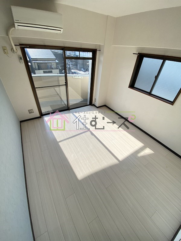 ロマネスク姫島 ベッドルーム