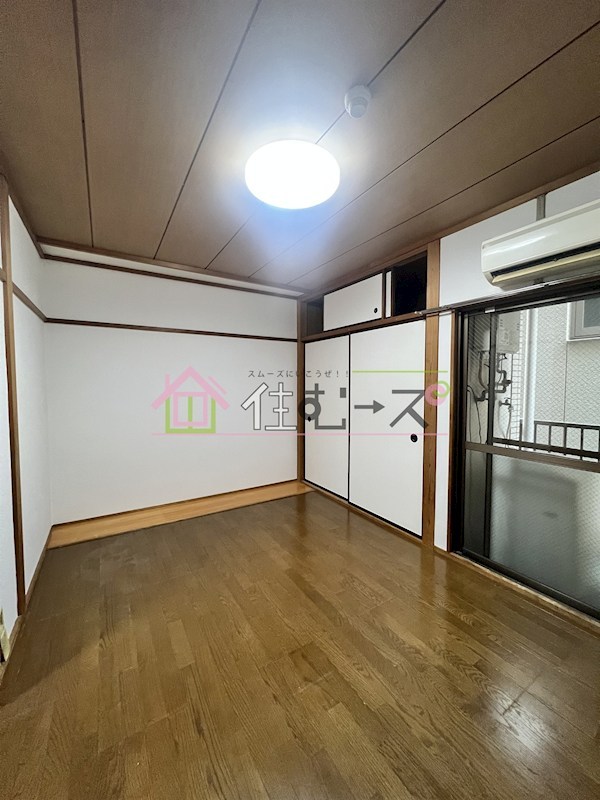 ロイヤル朝日 ベッドルーム