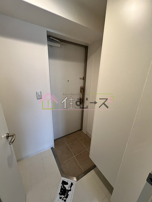 ベルシモンズ大阪港 玄関