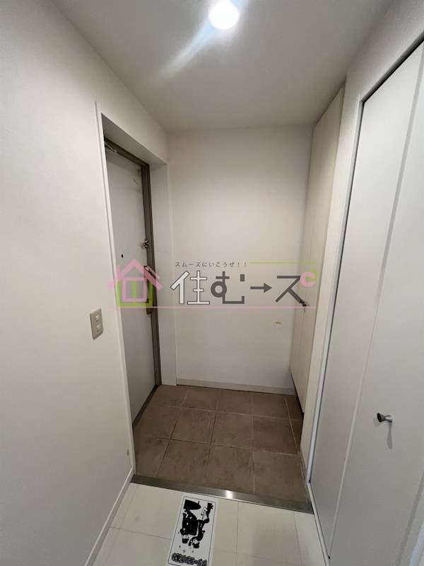 ベルシモンズ大阪港 玄関