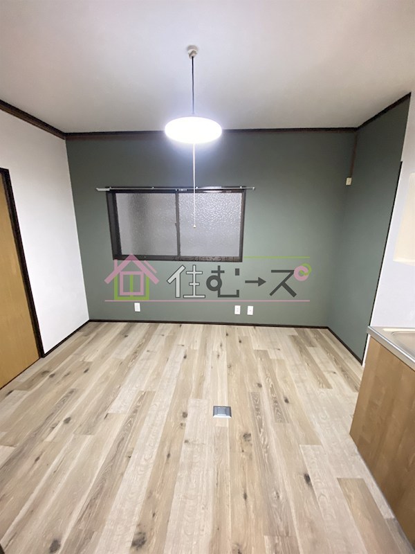 瓜破4丁目貸家 リビング