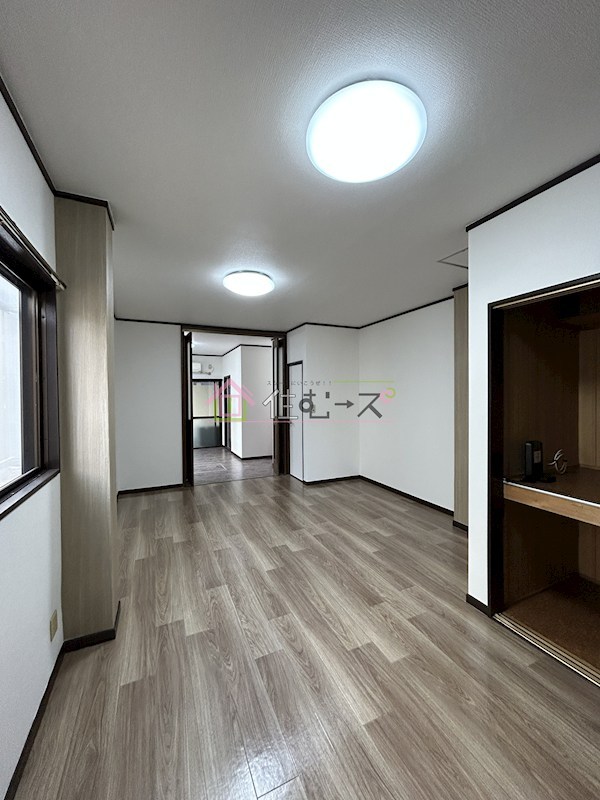 高見ビル リビング