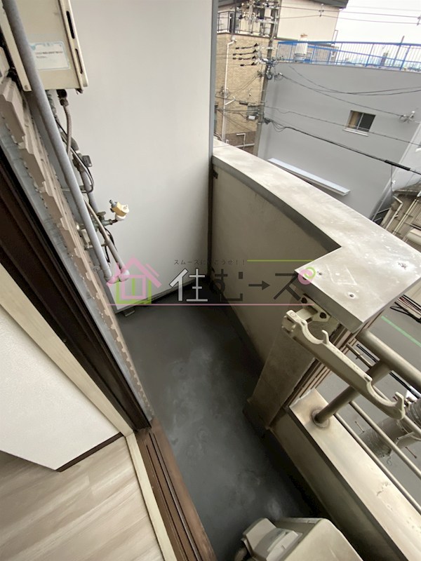 トラスティ加美 ベランダ