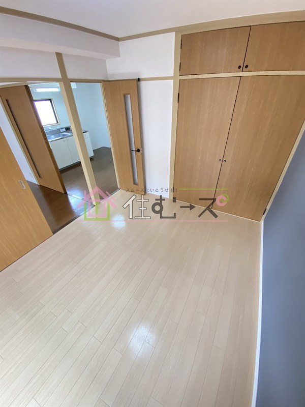 幸和セントラルビル平野 リビング