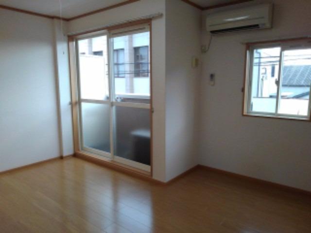 ブリック　メゾン　金剛 リビング