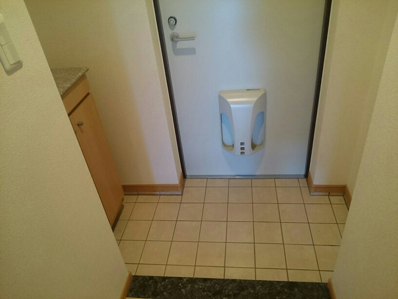 サンリット　オカ 玄関