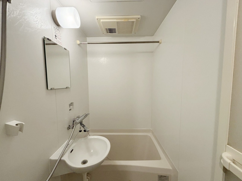 レオパレスオアシス山手 風呂画像