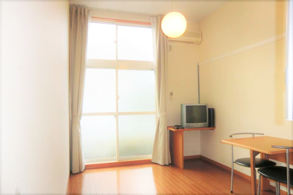 レオパレスＳＡＫＡＢＥ　Ⅰ ベッドルーム