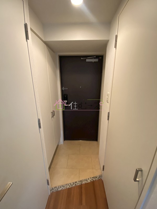 エスリード京橋グランツ 玄関