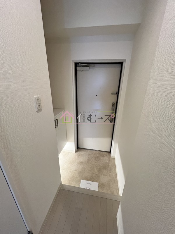 プラディーパ花園 玄関