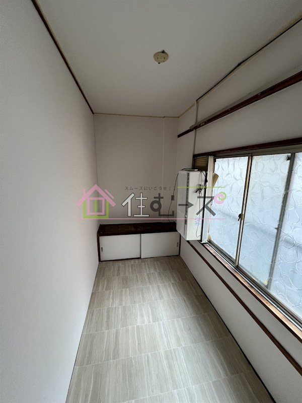 万葉ビル ベッドルーム