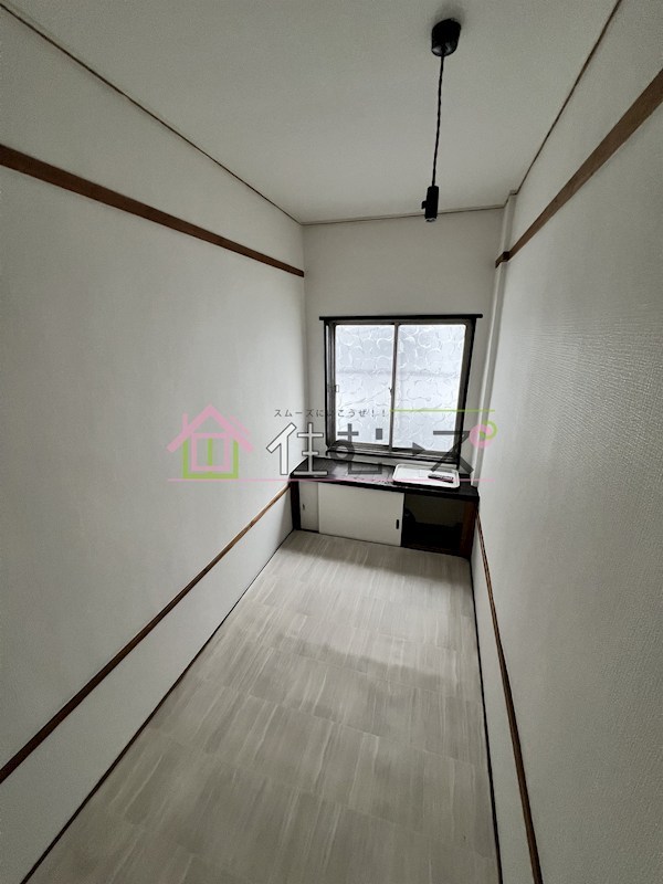 万葉ビル ベッドルーム