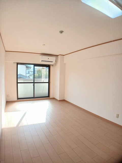 グラディート リビング