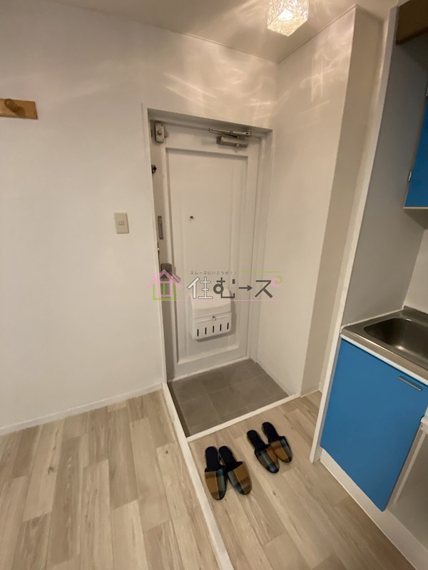 リベラル大宮 玄関