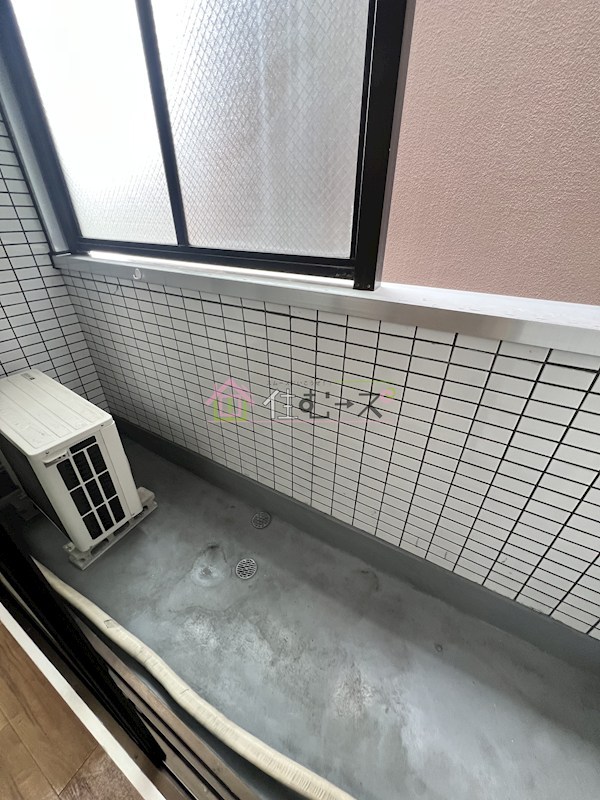 ロイヤル天王寺南 ベランダ