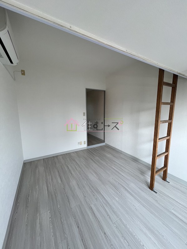 珈琲会館 リビング