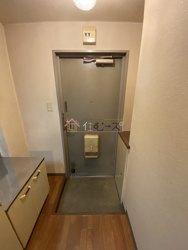 白樺ハイツ清水Ⅱ 玄関