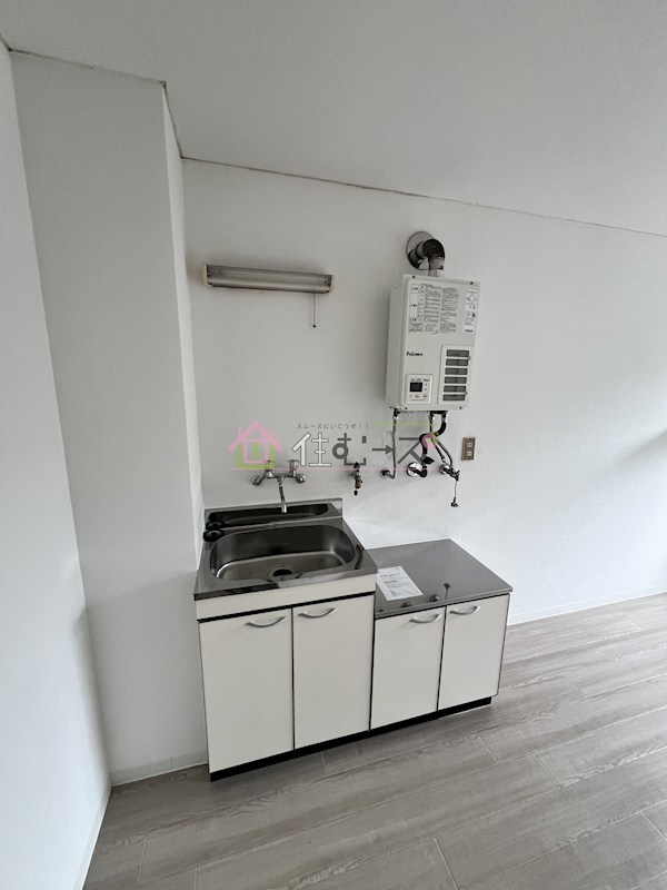 CoCoメゾン西田辺 キッチン