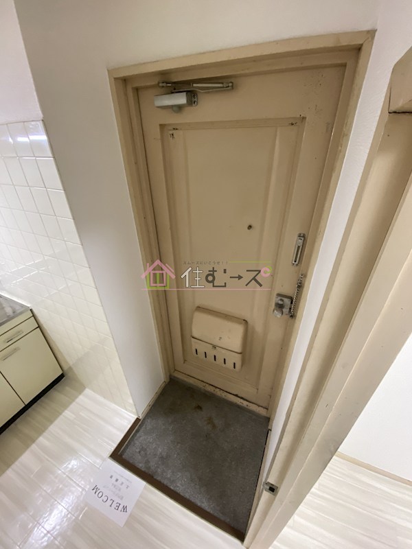 ＯＭＴビル 玄関