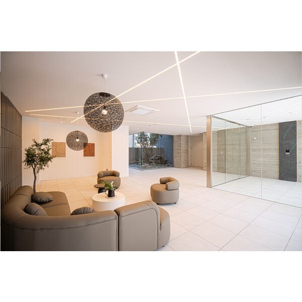 THE MUSIC COURT 玄関