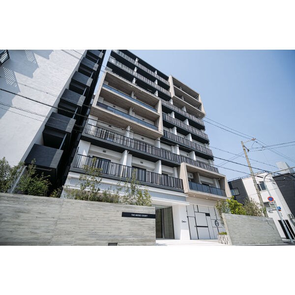 THE MUSIC COURT 外観