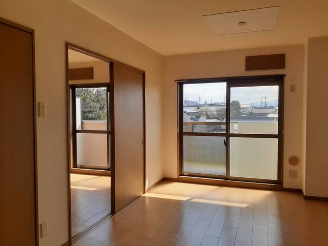 ソレアードⅡ リビング