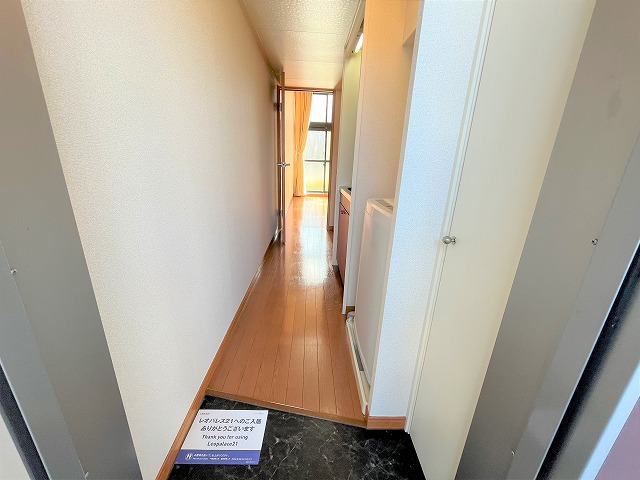 レオパレスＦｕｔｕｒａ　泉 玄関